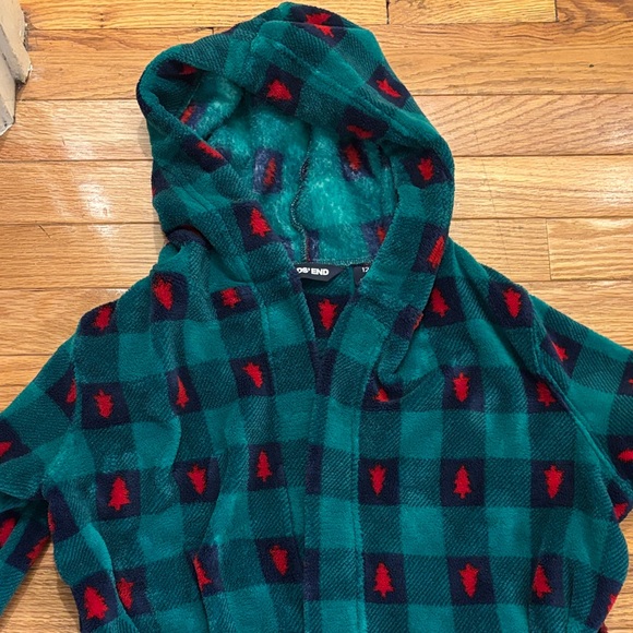 Lands' End Green and Red Plaid Holiday Kids Tie Robe - Picture 2 of 5